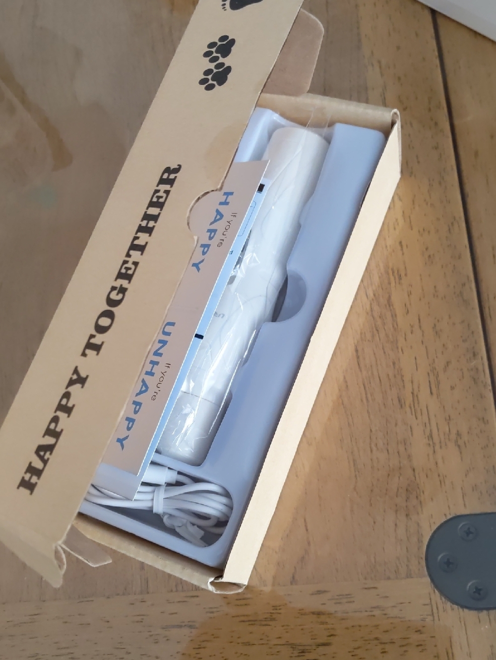 White Rechargeable Device with Cord - Neutral